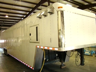 SHOWER TRAILER FOR SALE OR LEASE 48FT GOOSENECK TRAILER ( 13 SHOWER )